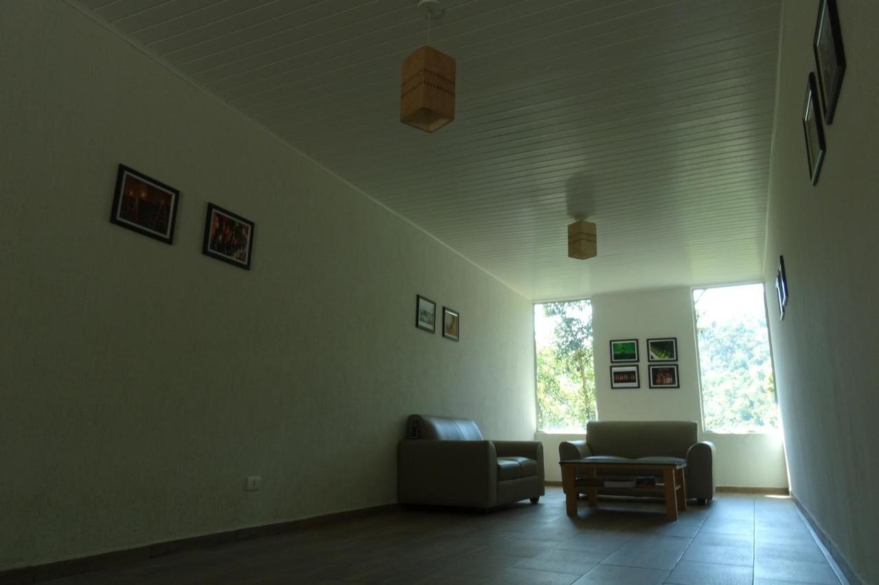شقة Refugio Melissa Campos do Jordão الغرفة الصورة